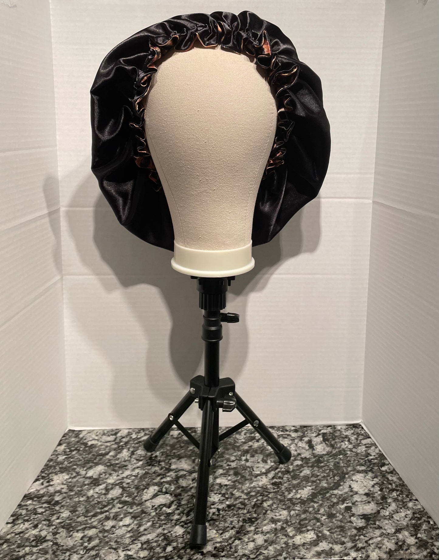 Leopard Print/Black Reversible Satin Bonnet